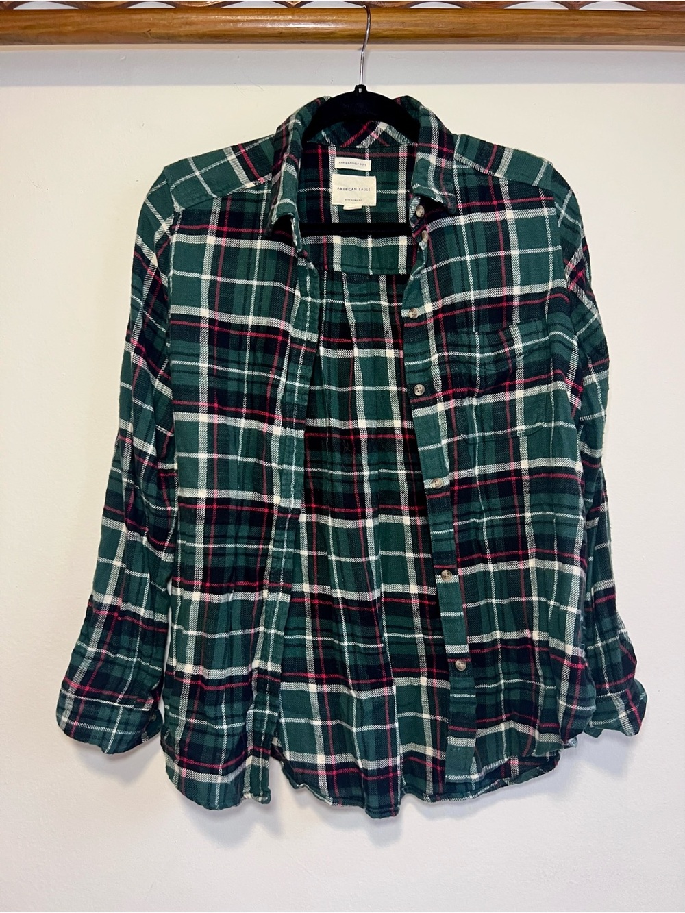 Women’s American Eagles flannel shirt — boyfriend fit